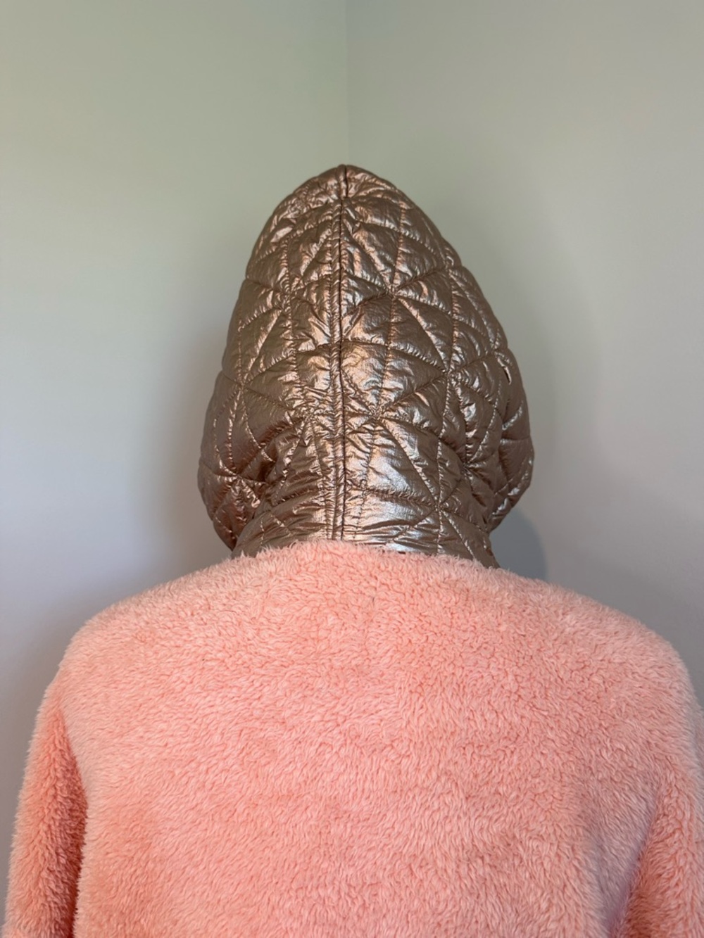 UGG Women’s Loyra Sherpa Hoodie - Picture 6 of 7